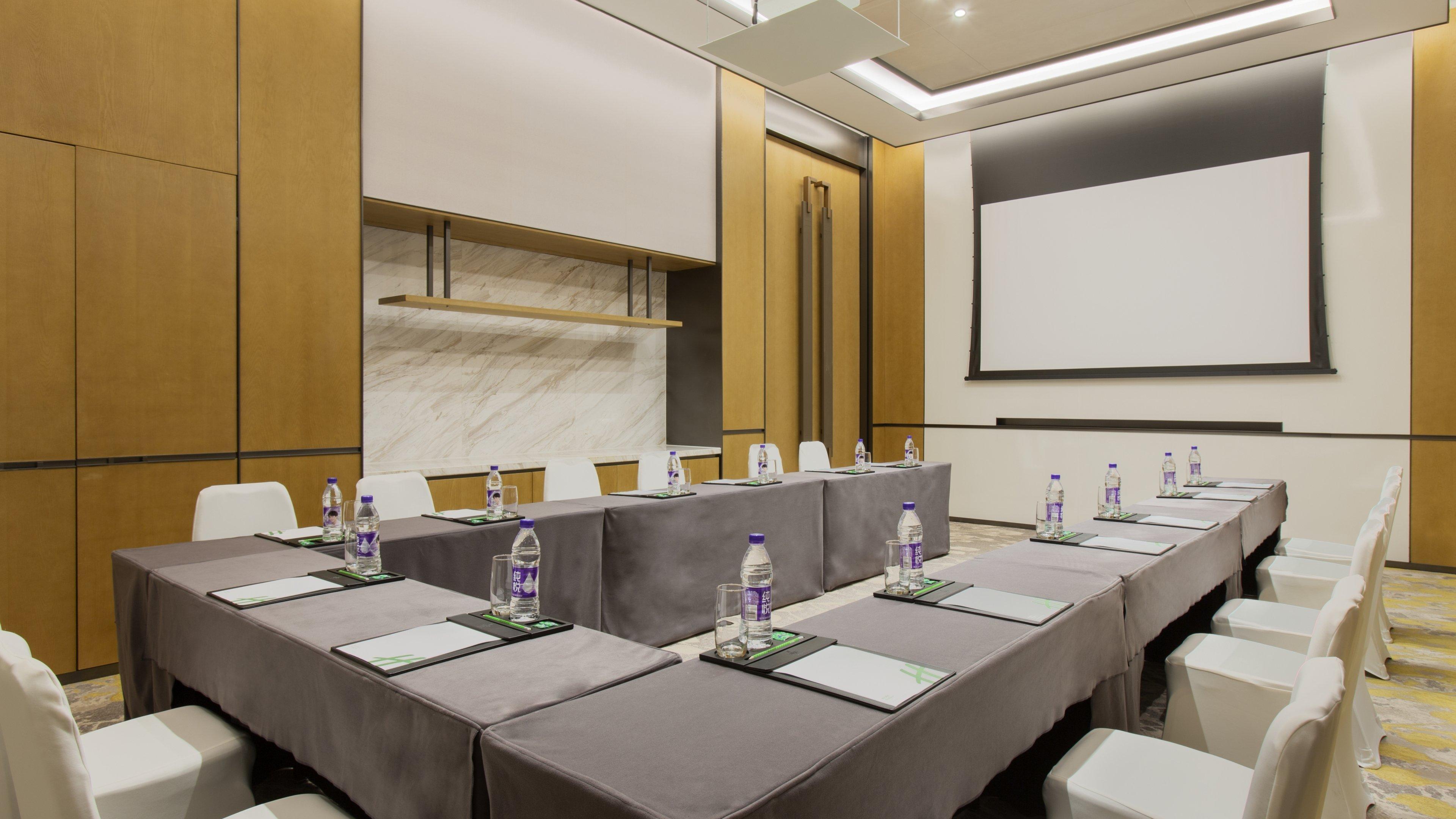Holiday Inn & Suites Tianjin Downtown By Ihg,Tianjin Drum Tower,Joycity Shopping Mall,Tianjin Ancient Cultural Street,Haihe River,The Porcelain House,Convenient Access To Tianjin Binhai International Airport Zewnętrze zdjęcie