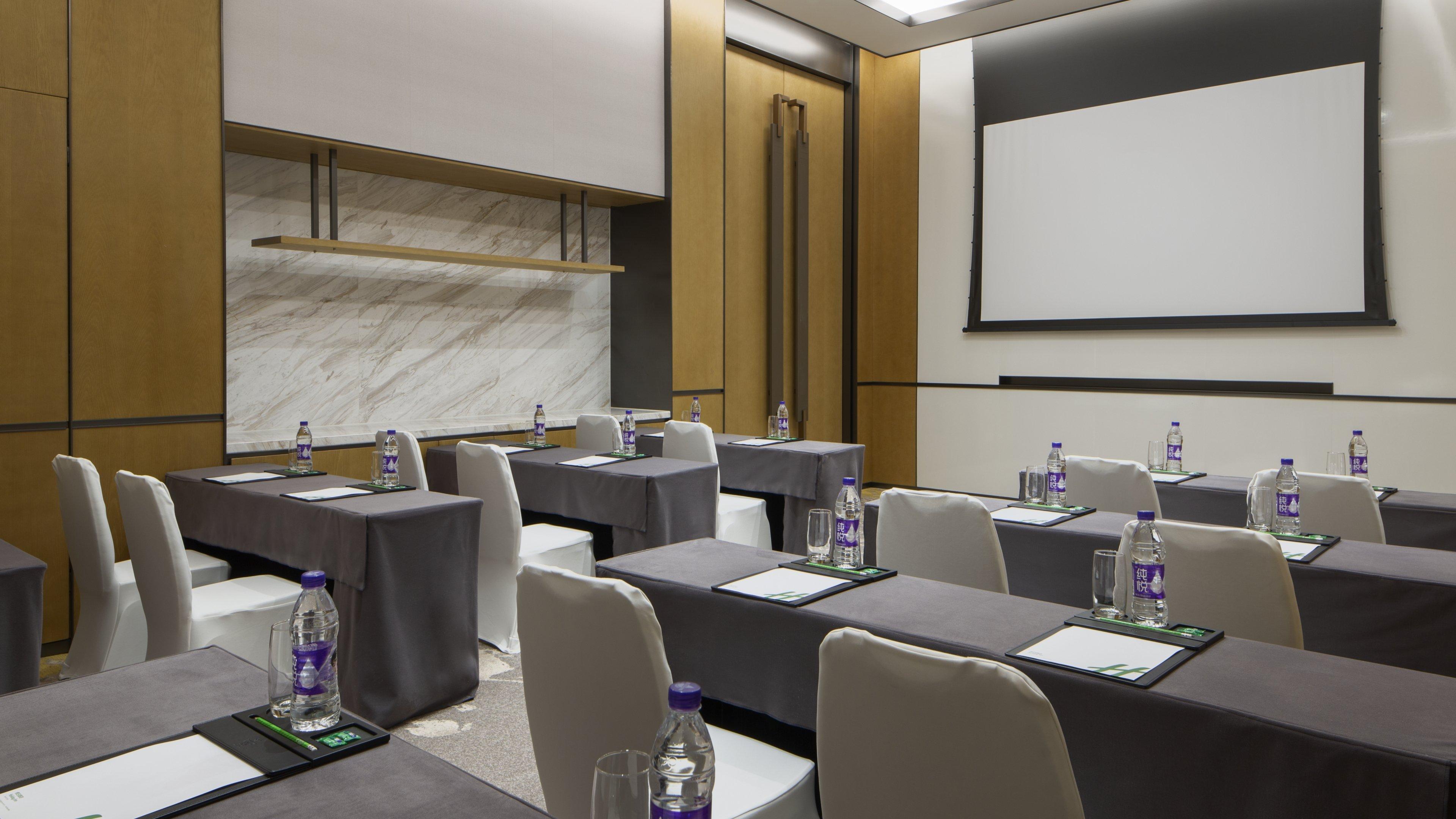 Holiday Inn & Suites Tianjin Downtown By Ihg,Tianjin Drum Tower,Joycity Shopping Mall,Tianjin Ancient Cultural Street,Haihe River,The Porcelain House,Convenient Access To Tianjin Binhai International Airport Zewnętrze zdjęcie