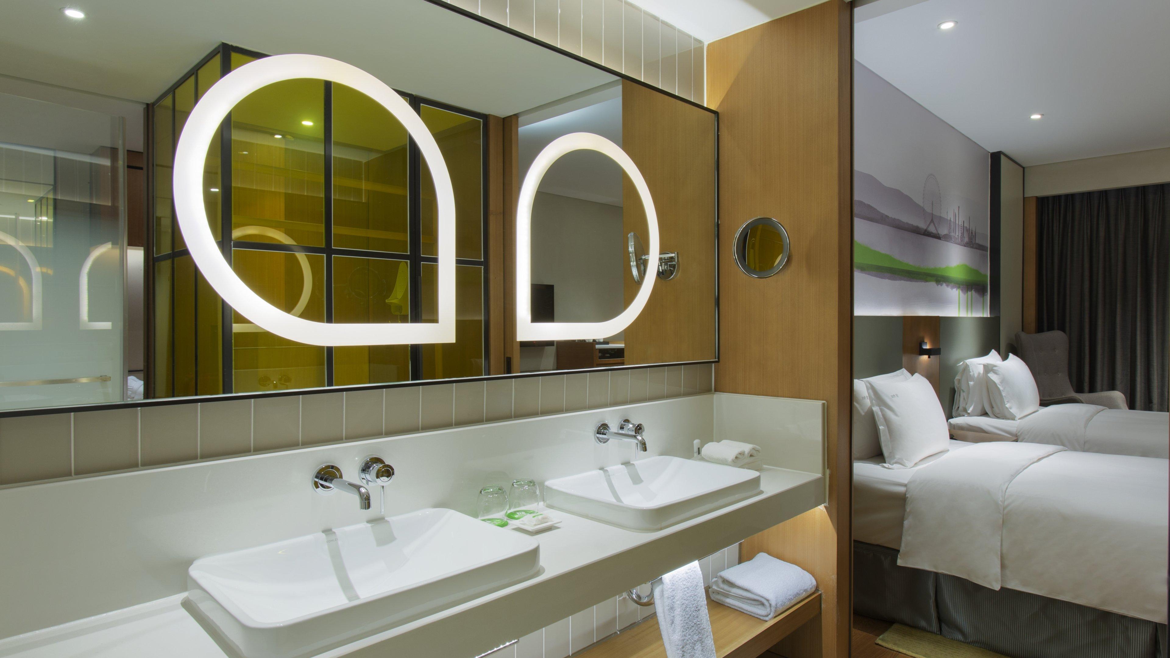 Holiday Inn & Suites Tianjin Downtown By Ihg,Tianjin Drum Tower,Joycity Shopping Mall,Tianjin Ancient Cultural Street,Haihe River,The Porcelain House,Convenient Access To Tianjin Binhai International Airport Zewnętrze zdjęcie