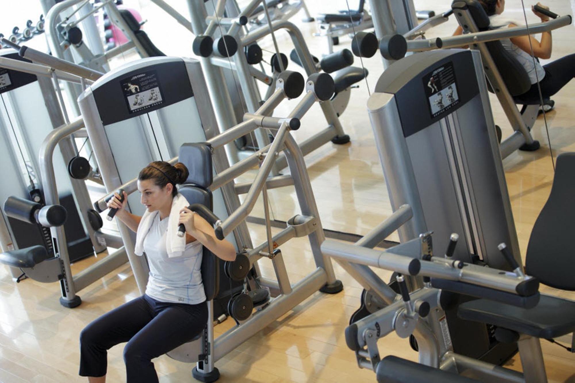 Holiday Inn & Suites Tianjin Downtown By Ihg,Tianjin Drum Tower,Joycity Shopping Mall,Tianjin Ancient Cultural Street,Haihe River,The Porcelain House,Convenient Access To Tianjin Binhai International Airport Zewnętrze zdjęcie