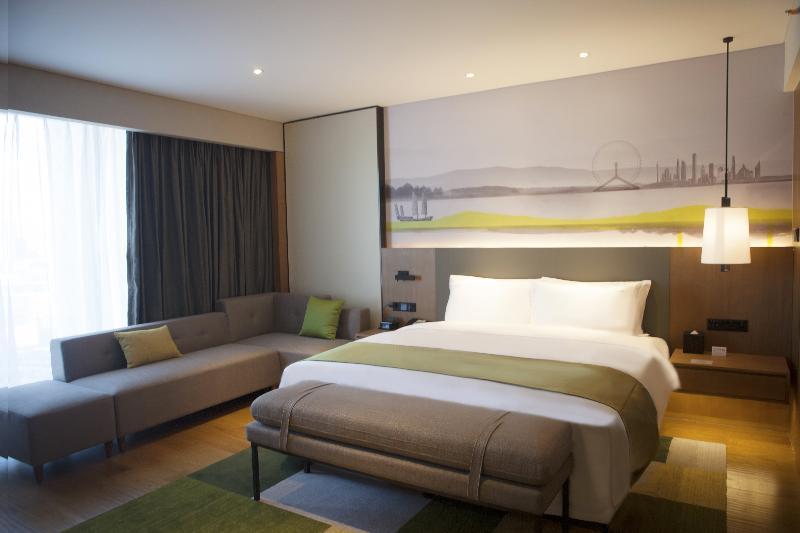 Holiday Inn & Suites Tianjin Downtown By Ihg,Tianjin Drum Tower,Joycity Shopping Mall,Tianjin Ancient Cultural Street,Haihe River,The Porcelain House,Convenient Access To Tianjin Binhai International Airport Zewnętrze zdjęcie